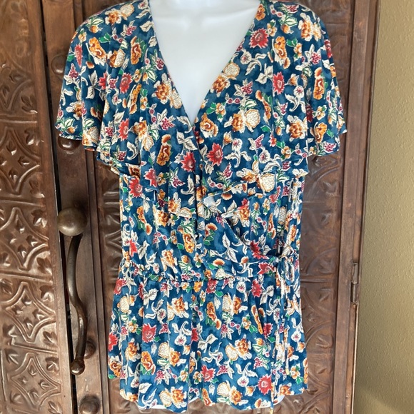 Lauren Ralph Lauren floral jersey surplice top with flutter sleeves - Picture 4 of 9